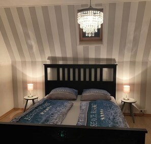 1 chambre, fer et planche à repasser, Wi-Fi, draps fournis