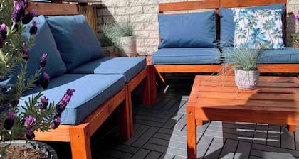 Spacious apartment within walking distance of the beach