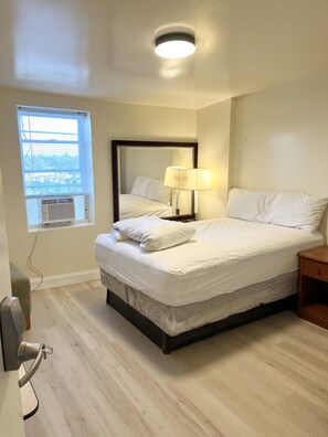 Eenvoudige kamer | 4 slaapkamers, gratis wifi