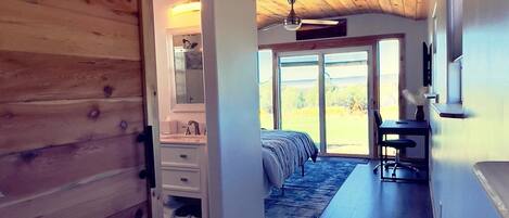 1 chambre, bureau, espace de travail pour ordinateur portable