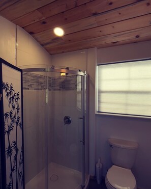 Handtücher, Toilettenpapier