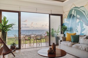 TV - Malkita Sol: Oceanview Escape with Private Concierge Service (Isla Mujeres)