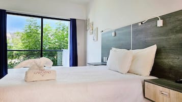 Quarto conforto | Escrivaninha, espaço de trabalho para notebook, Wi-Fi de cortesia