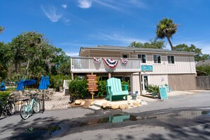 Exterior - Sea Cloud Serenity (Edisto Island)