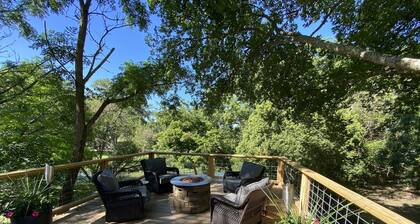 Cottage by the River - Sunday Suite