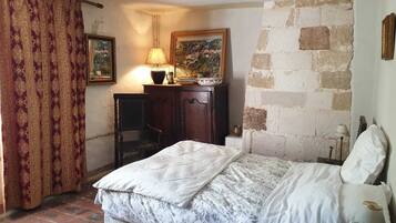 Bügeleisen/Bügelbrett, WLAN, Bettwäsche