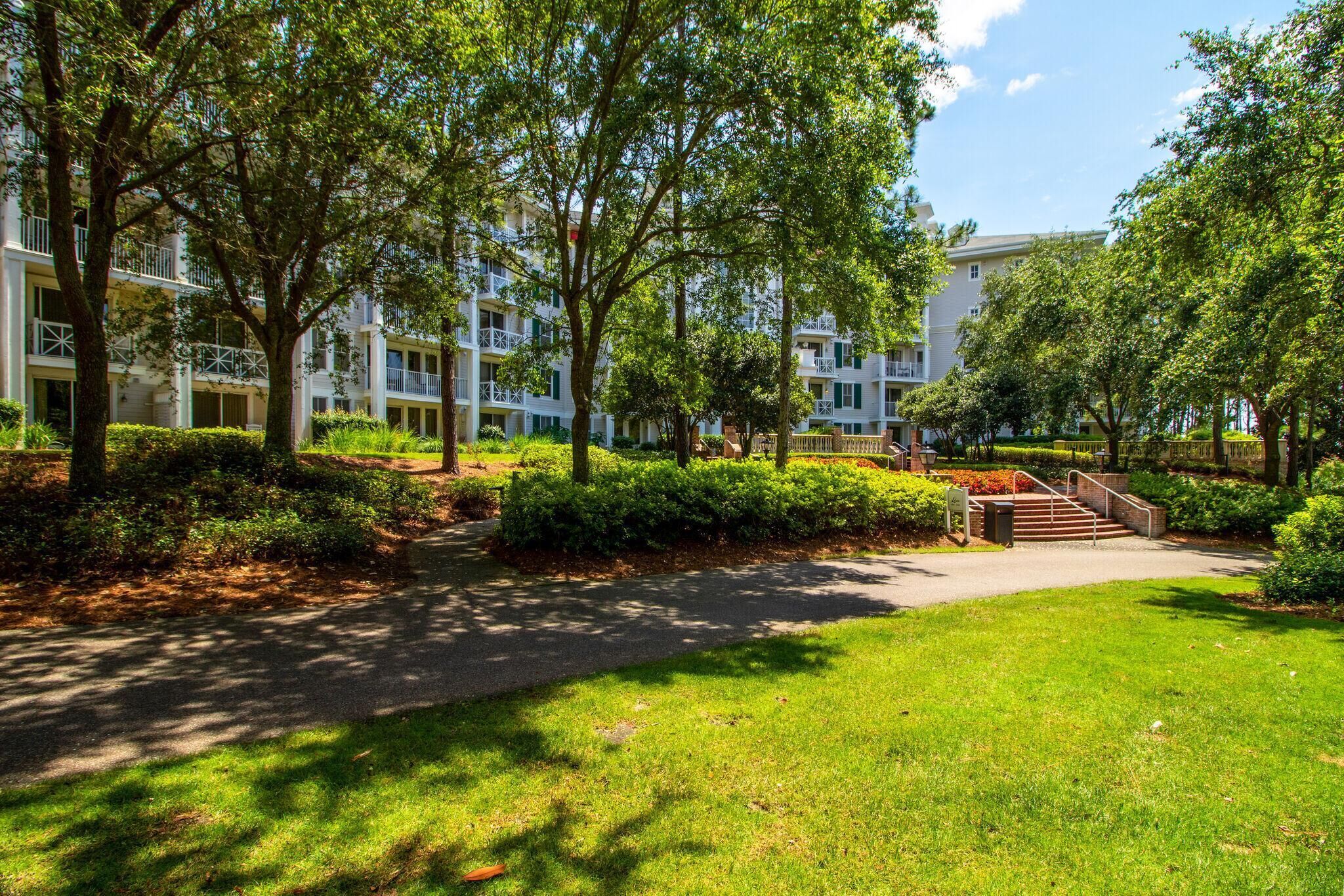 Recently Renovated 4th Floor Studio: Queen Bed, Kitchenette, and Modern Comfort at Sandestin Golf and Beach Resort!