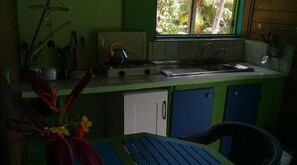 Private kitchen - 3 Rivers Eco Lodge #3 (Rosalie)