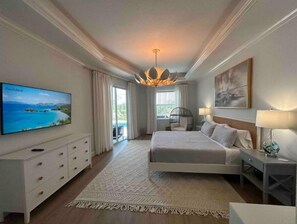 3 bedrooms, desk, iron/ironing board, free WiFi - Stunning Retreat: Endless Summer Villa 3BR/ 2BA with Heated Pool (North Port)