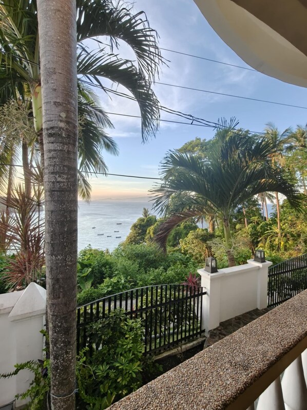 Property grounds - studio apartment with ocean views and swimming pool .
(Sabang Beach)