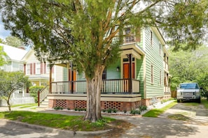 Exterior - Victorian New Bern Vacation Rental In Downtown! (New Bern)