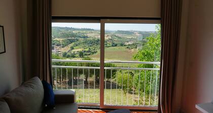 Bungalow near Alcobaça with wonderful views of the green West region