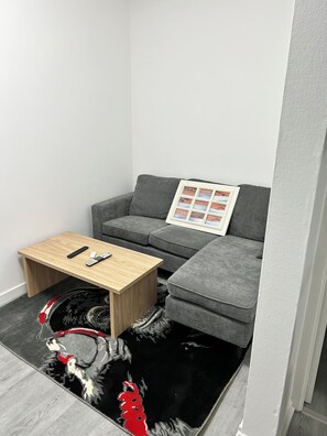 Living area - Apparently vacations  (lebna)