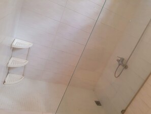 Handtücher, Seife, Shampoo