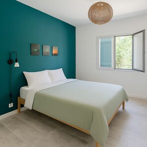 3 bedrooms, iron/ironing board, WiFi, bed sheets - Country house near Saint Paul de Vence in the forest (Vence)