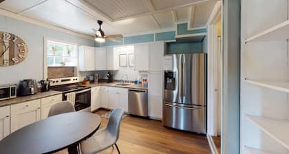 Spacious 5BR Duplex | 10% Weekly • 15% Monthly