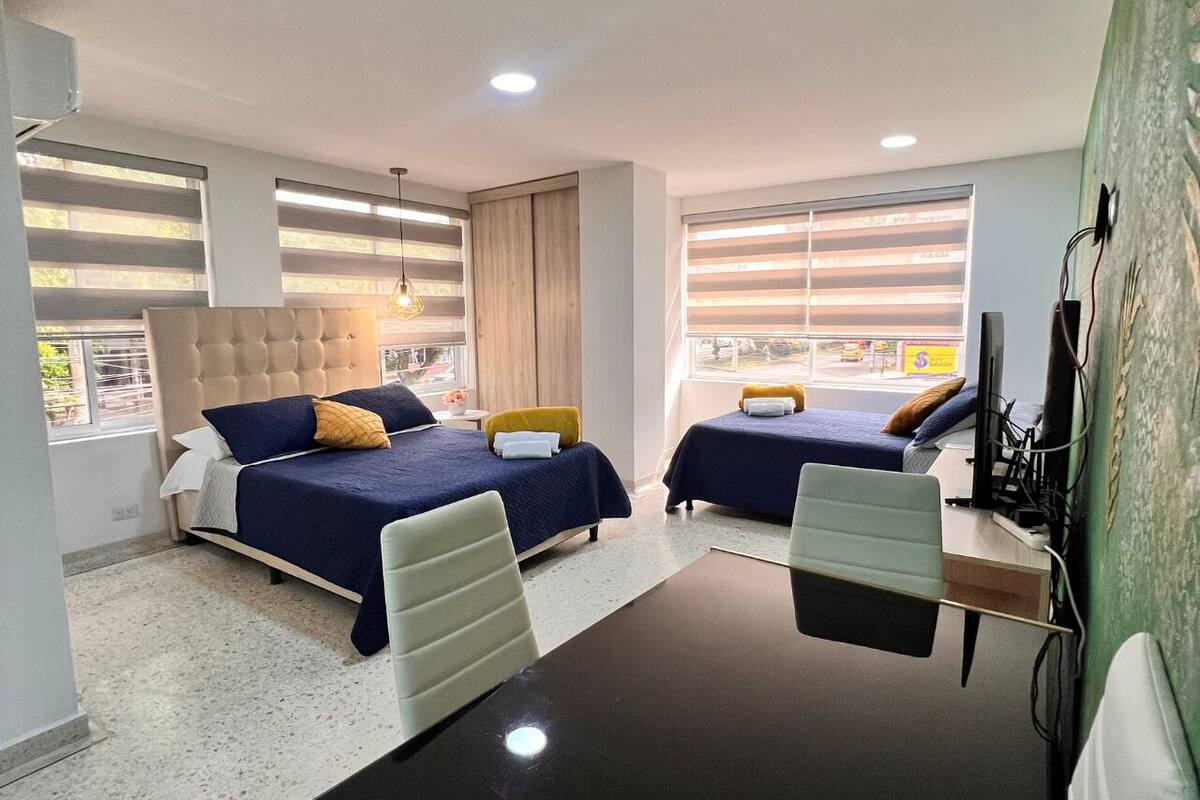 Design-Studio, 1 Doppelbett, Stadtblick | Hochwertige Bettwaren, Daunenbettdecken, kostenloses WLAN