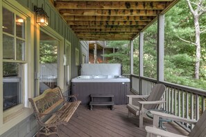 Bain à remous extérieur