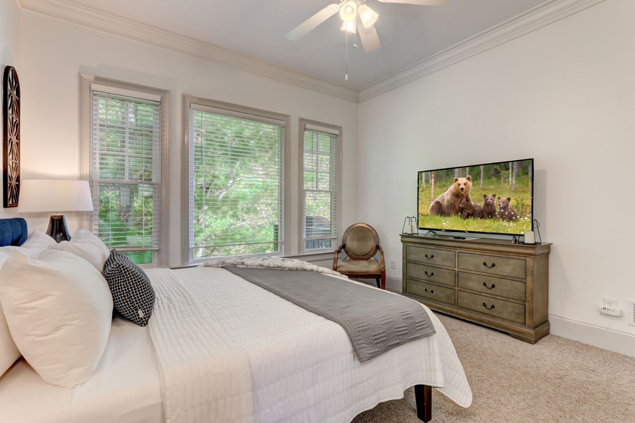 4 Schlafzimmer, Schreibtisch, kostenloses WLAN, Bettwäsche