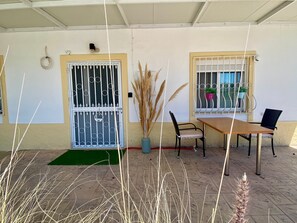 Outdoor dining - CASA DI ELSA - STUDIO IN LAMBI, KOS (Kos)