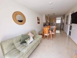 Smart TV, stereo - Magnificence apartment near to Imbanaco, 2 bedrooms, 2 bathrooms. (Cali)
