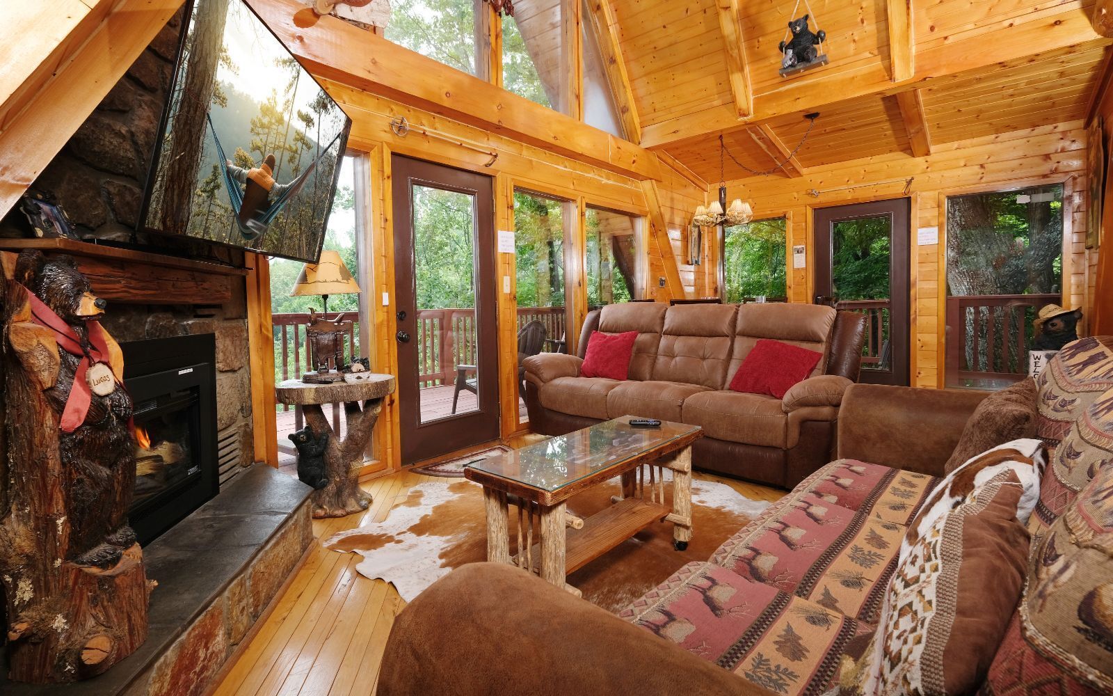 TV, fireplace, video games