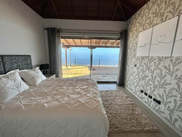 1 bedroom, in-room safe, iron/ironing board, WiFi