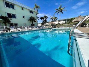 Beheizter Pool