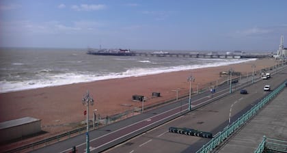 Sea Front views, 5 min seafront walk to Brighton Pier