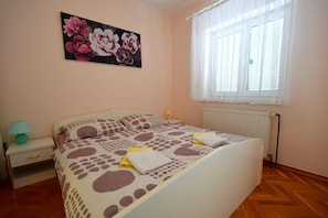 2 chambres, Wi-Fi gratuit, draps fournis