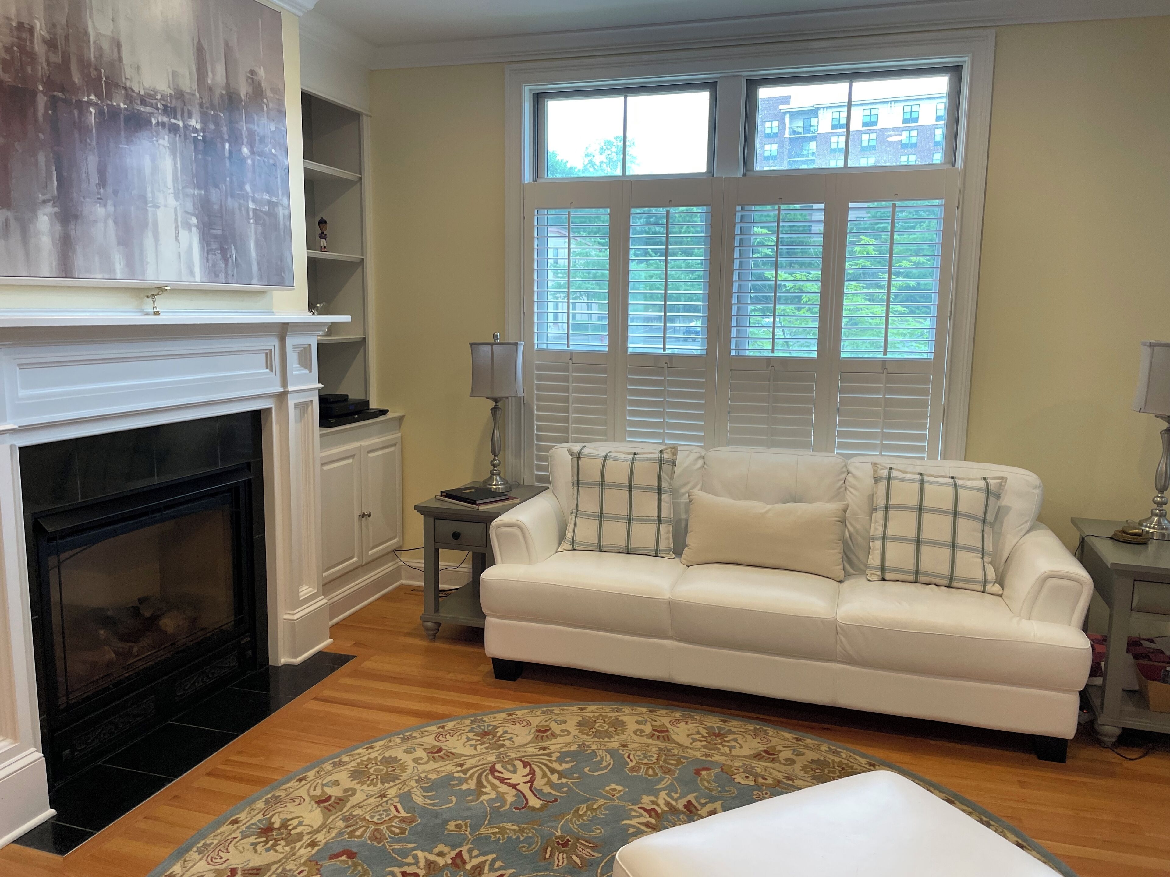 Saratoga Track Rental Beautiful location 3 blocks from downtown Saratoga Springs