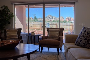 Family House | Living area - New Build in Heart of Sedona (Sedona)