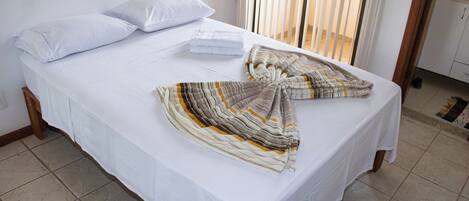 Traditional Villa | 2 bedrooms, iron/ironing board, free WiFi, bed sheets