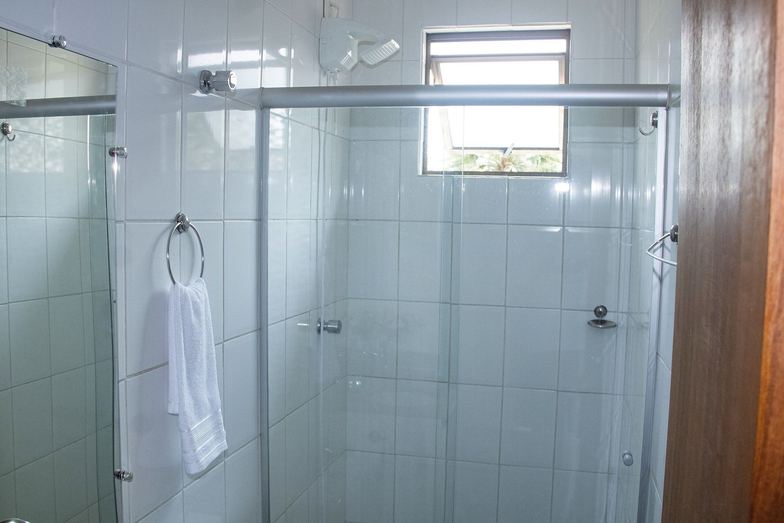 Traditional Villa | Bathroom | Shower, towels
