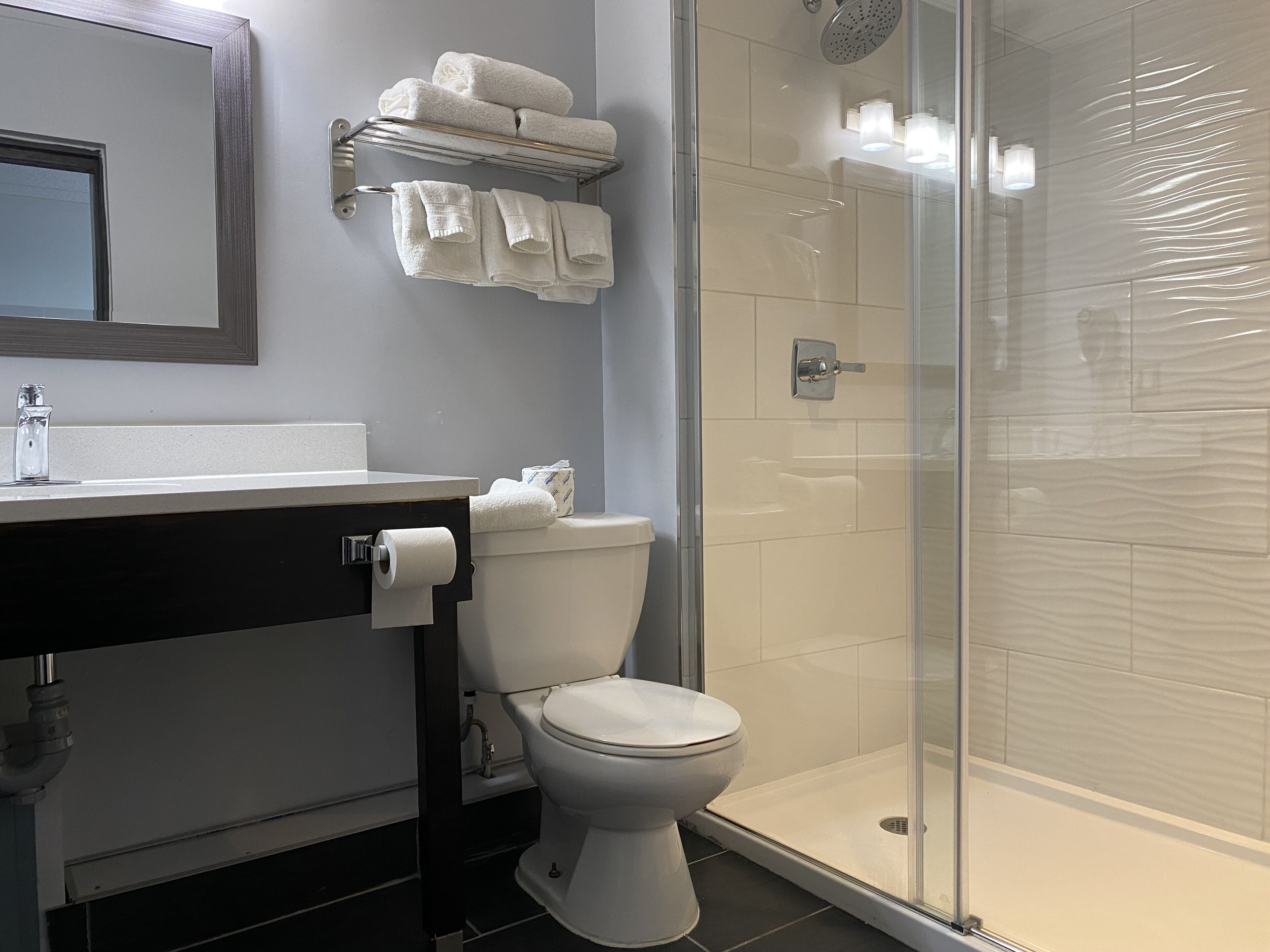 Studio Suite, 1 King Bed with Sofa bed | Bathroom