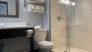 Studio Suite, 1 King Bed with Sofa bed | Bathroom