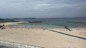 Unclassified image, 3 of 6, button - Azama ocean view treeace (Nanjo)