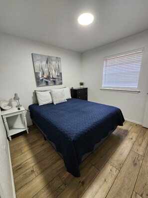 3 bedrooms, iron/ironing board, travel crib, free WiFi