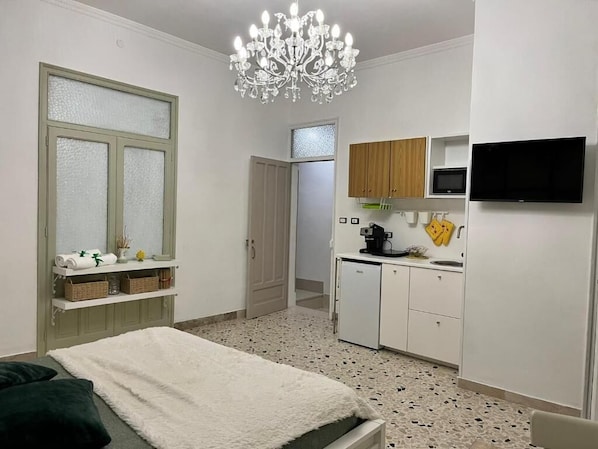 1 bedroom, iron/ironing board, WiFi, bed sheets