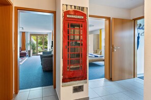 1 غرفة نوم ومكواة/لوح كي وواي فاي مجانًا وملاءات أسرّة