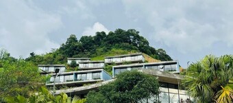 Vigolando Van Ho Resort