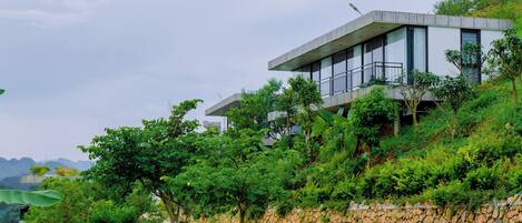 Fachada de la propiedad