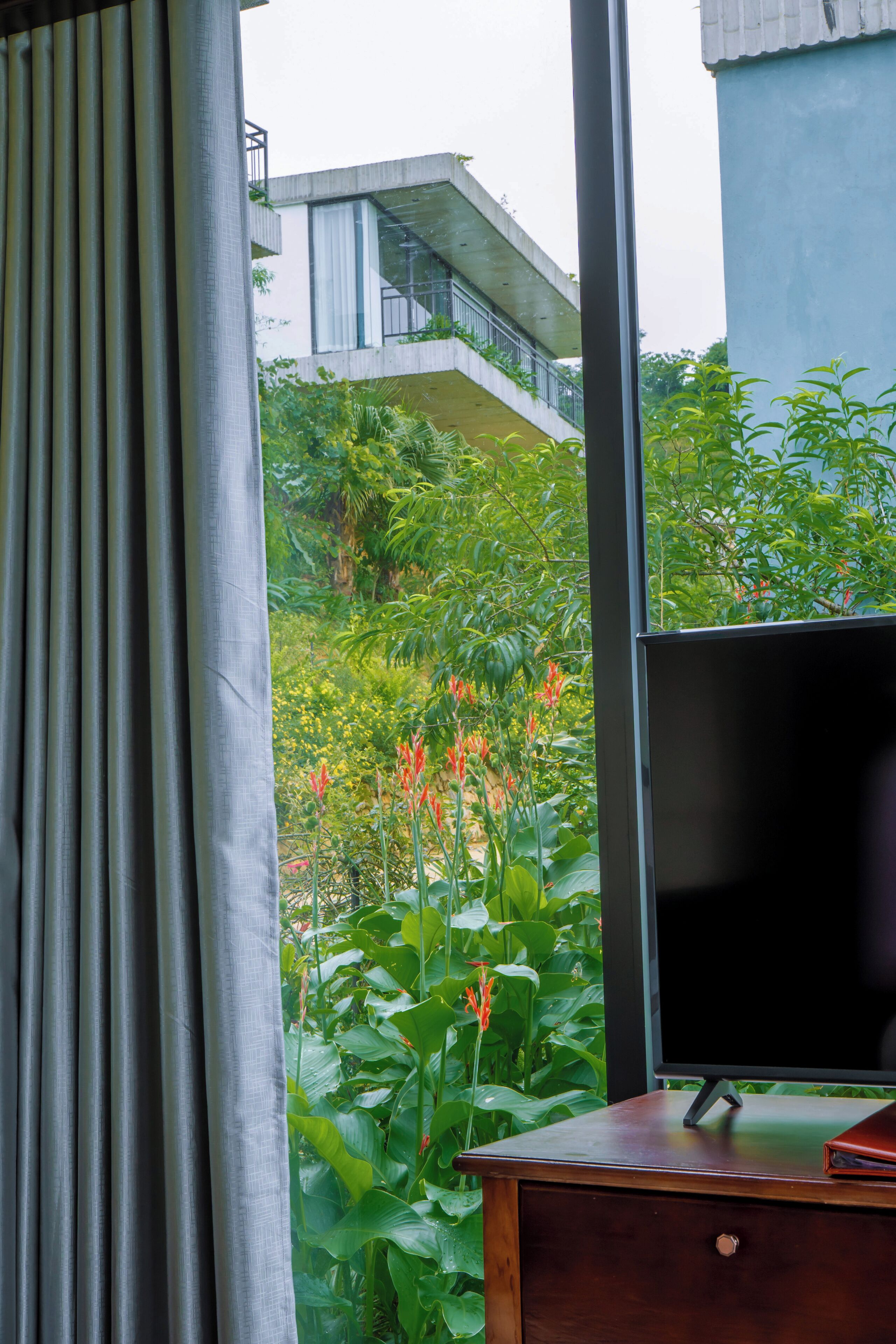 Bungalow, ban công | 1 phòng ngủ, két bảo mật tại phòng, bàn 