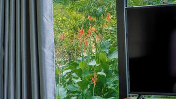 Bungalow, ban công | 1 phòng ngủ, két bảo mật tại phòng, bàn