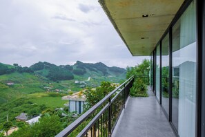 Terrace/patio - Vigolando Van Ho Resort (Van Ho)