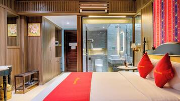 1 bedroom, in-room safe, desk, laptop workspace