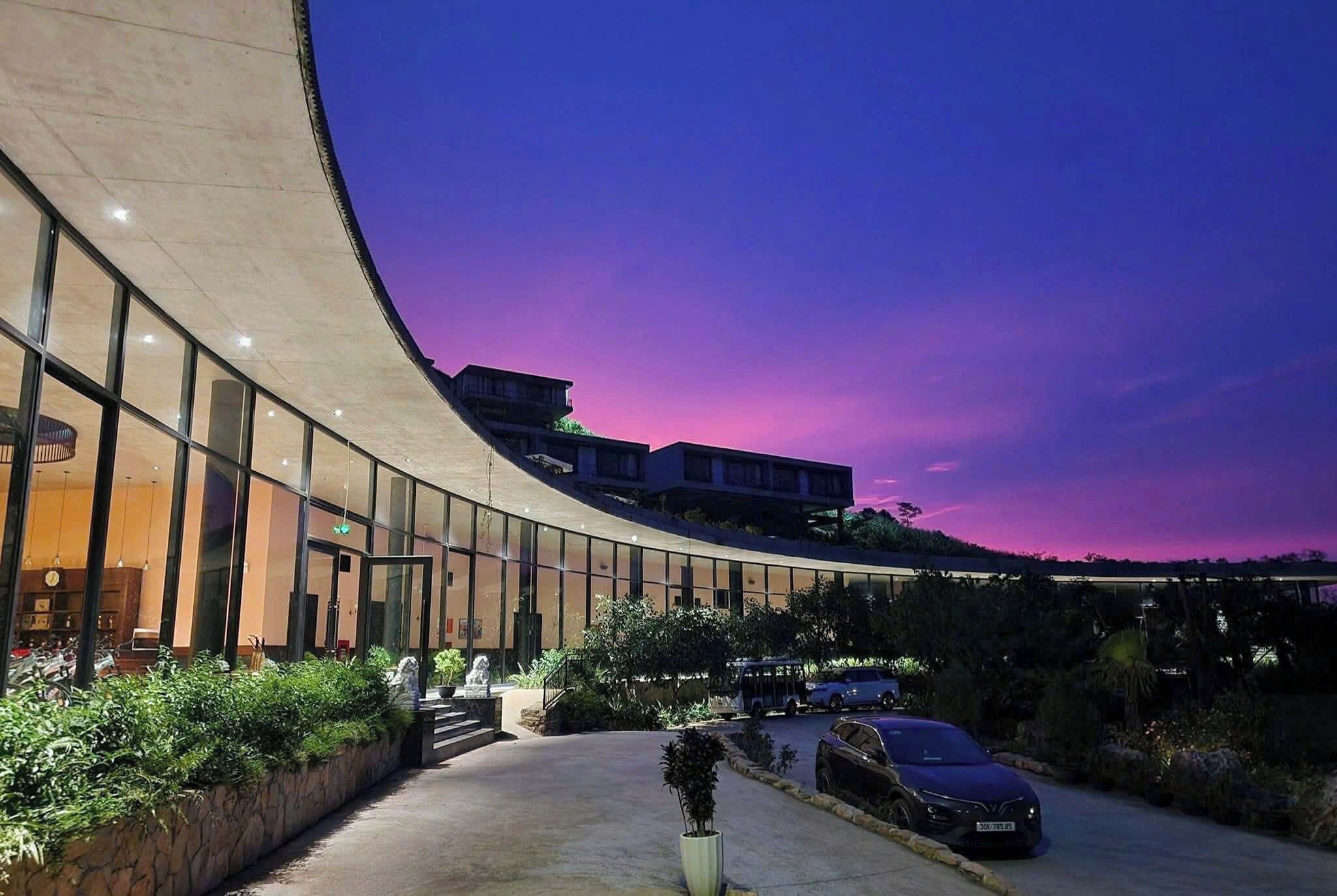 Front of property – evening/night