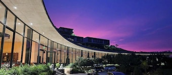 Vigolando Van Ho Resort