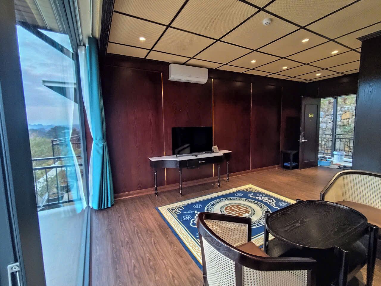 1 bedroom, in-room safe, desk, laptop workspace