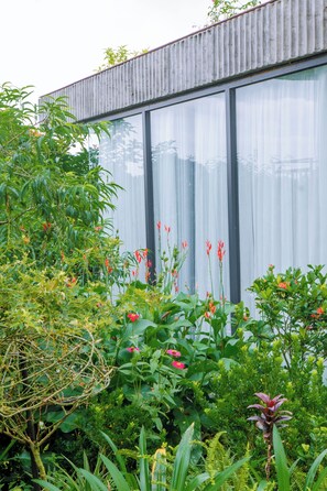 Bungalow, Balkon | 1 Schlafzimmer, Zimmersafe, Schreibtisch, laptopgeeigneter Arbeitsplatz